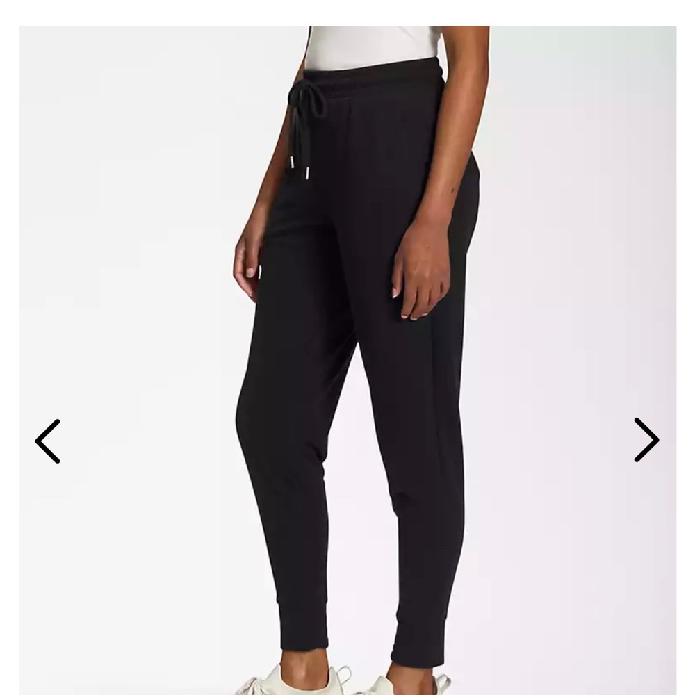 NWOT The Northface Women’s Westbrae Knit Joggers
